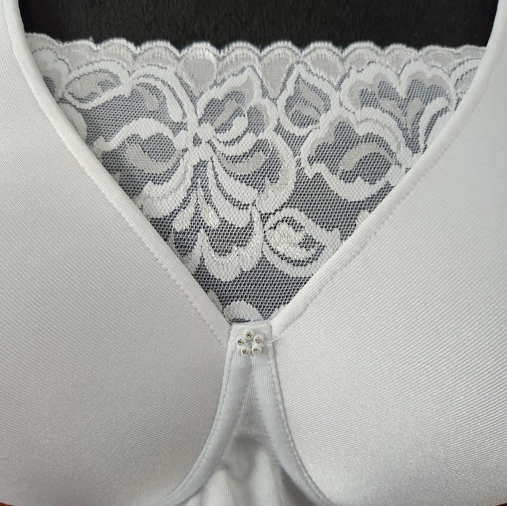 Jodee Bras - Picture 3 of 9
